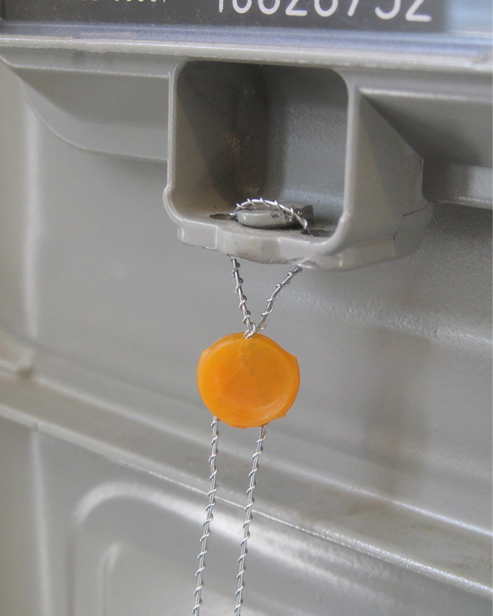Plastic Sealing Leads